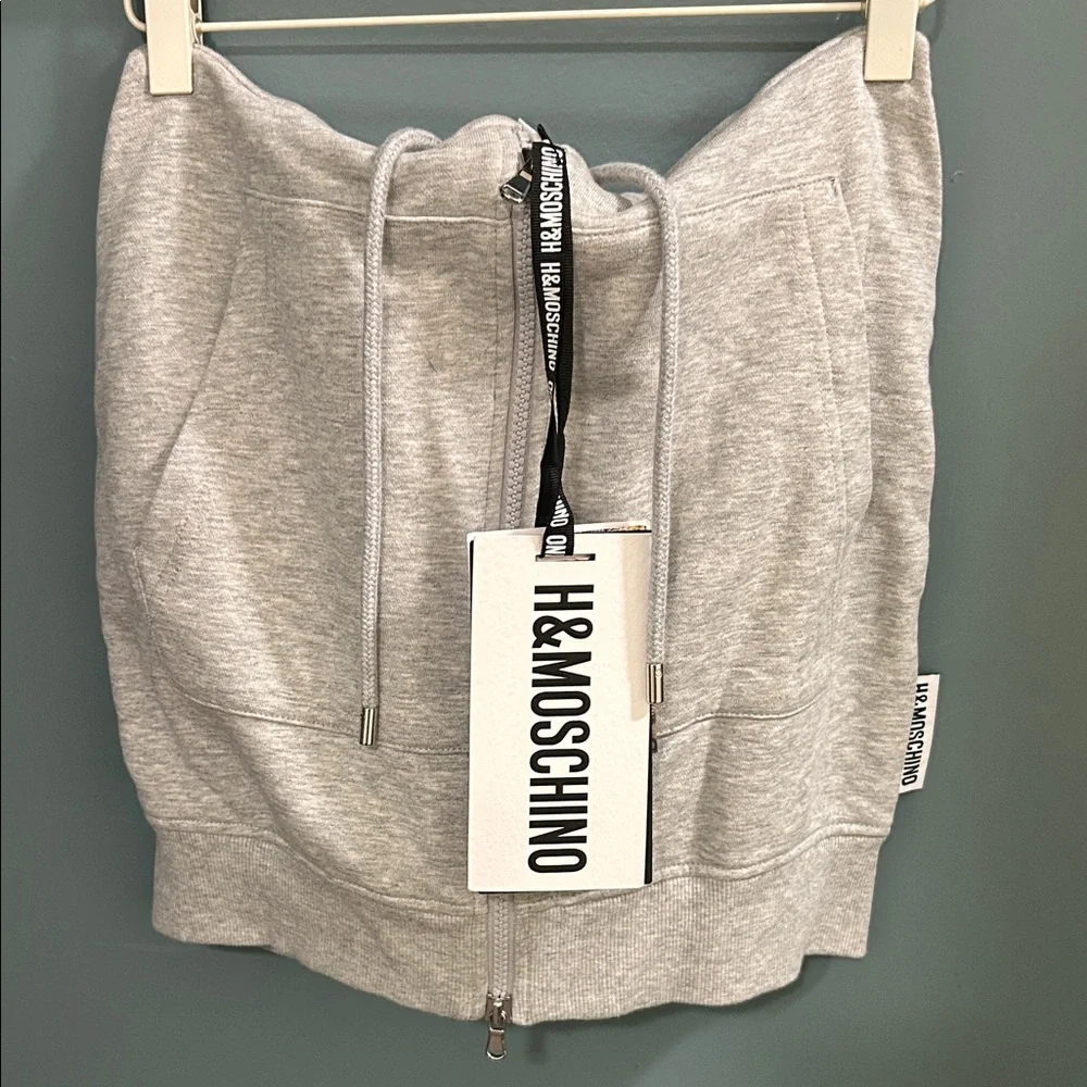 H&Moschino Light Gray Casual Skirt BRAND NEW W/ TAGS LIMITED EDITION RARE Size 4 - Picture 1 of 14